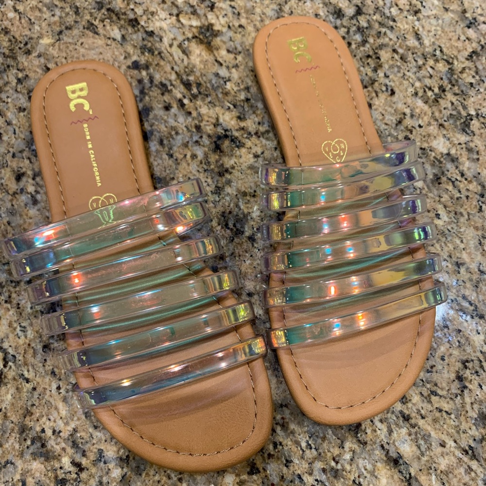 New in box - American Eagle - For You II Iridescent Sandals - Size 7.5